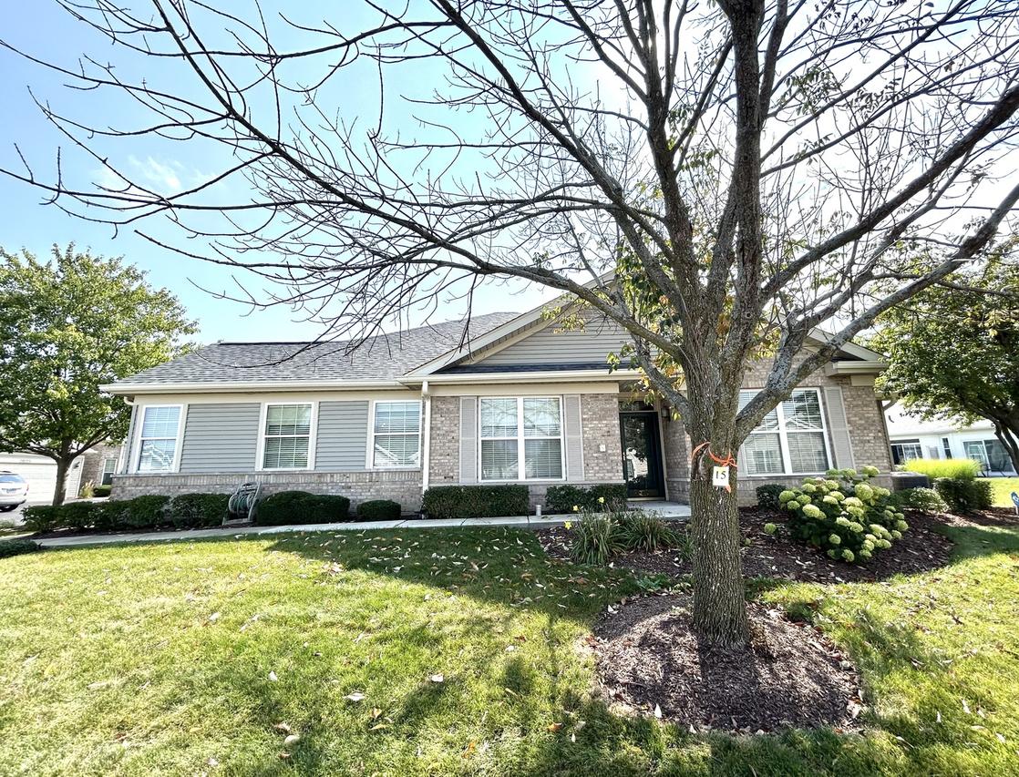 21531 Wolf Lake Way, Crest Hill, IL 60403