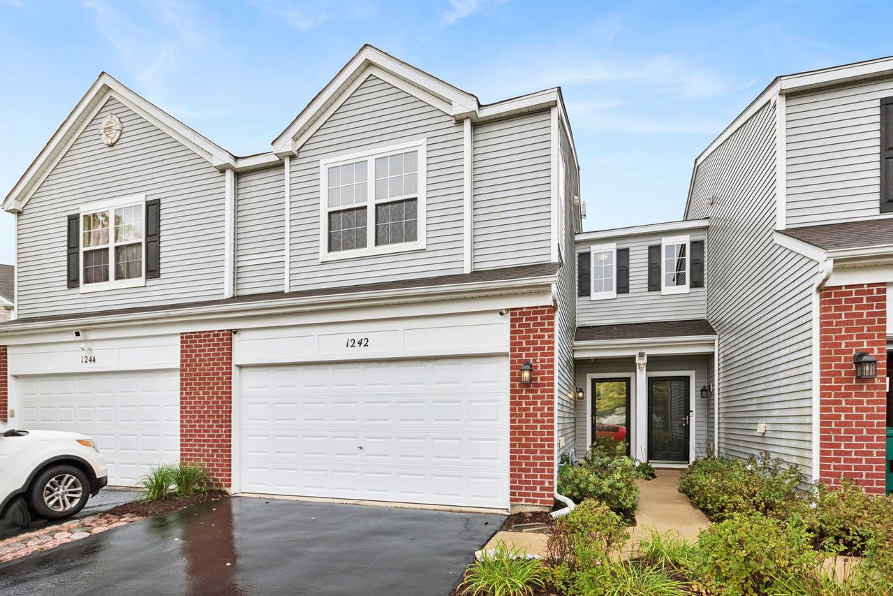 1242 Courtland Cir., Plainfield, IL 60586