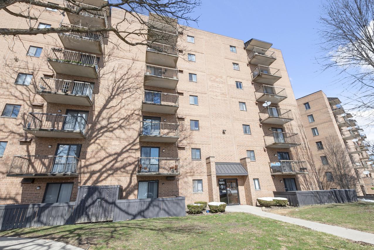 5970 Lake Bluff Dr. #501, Tinley Park, IL 60477
