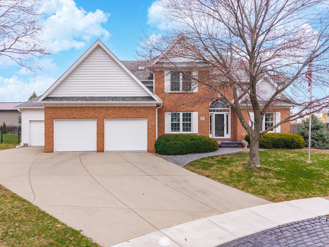 3 Jill Ct., Bloomington, IL 61701