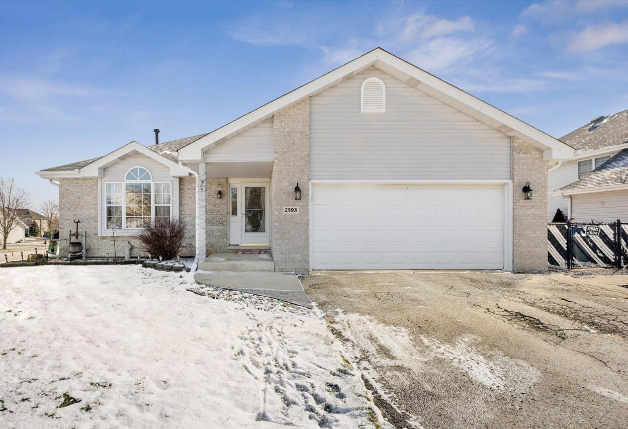 25801 S Sunrise Ct., Monee, IL 60449