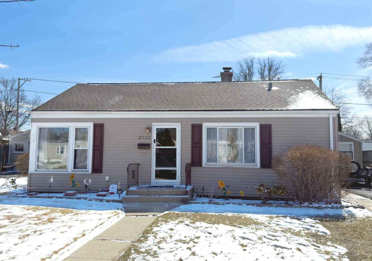 2035 Fargo Ave., Des Plaines, IL 60018