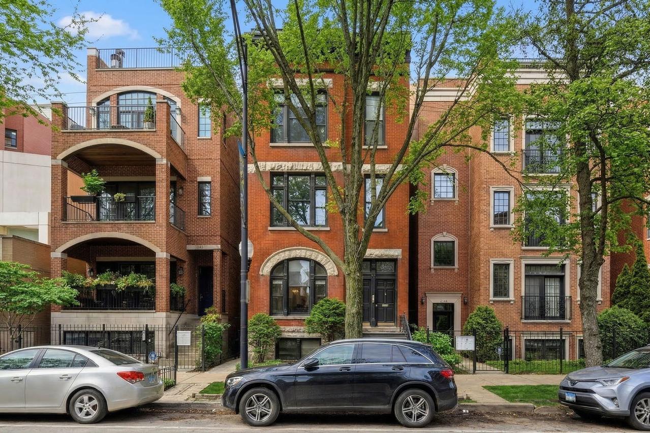 2142 N Racine Ave. #1, Chicago, IL 60614