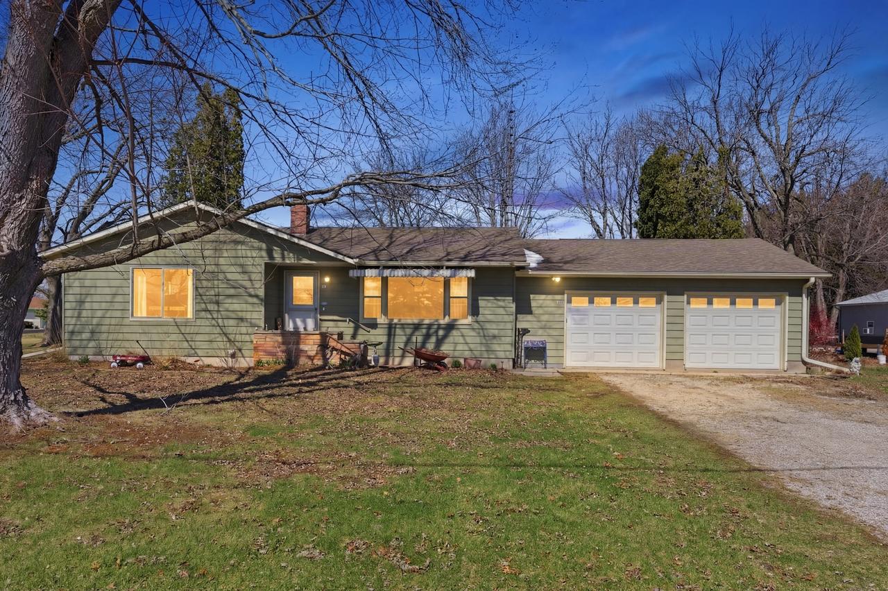 281 W Hardanger Gate, Lee, IL 60530