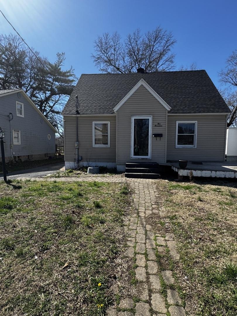 517 N Vine St., Duquoin, IL 62832