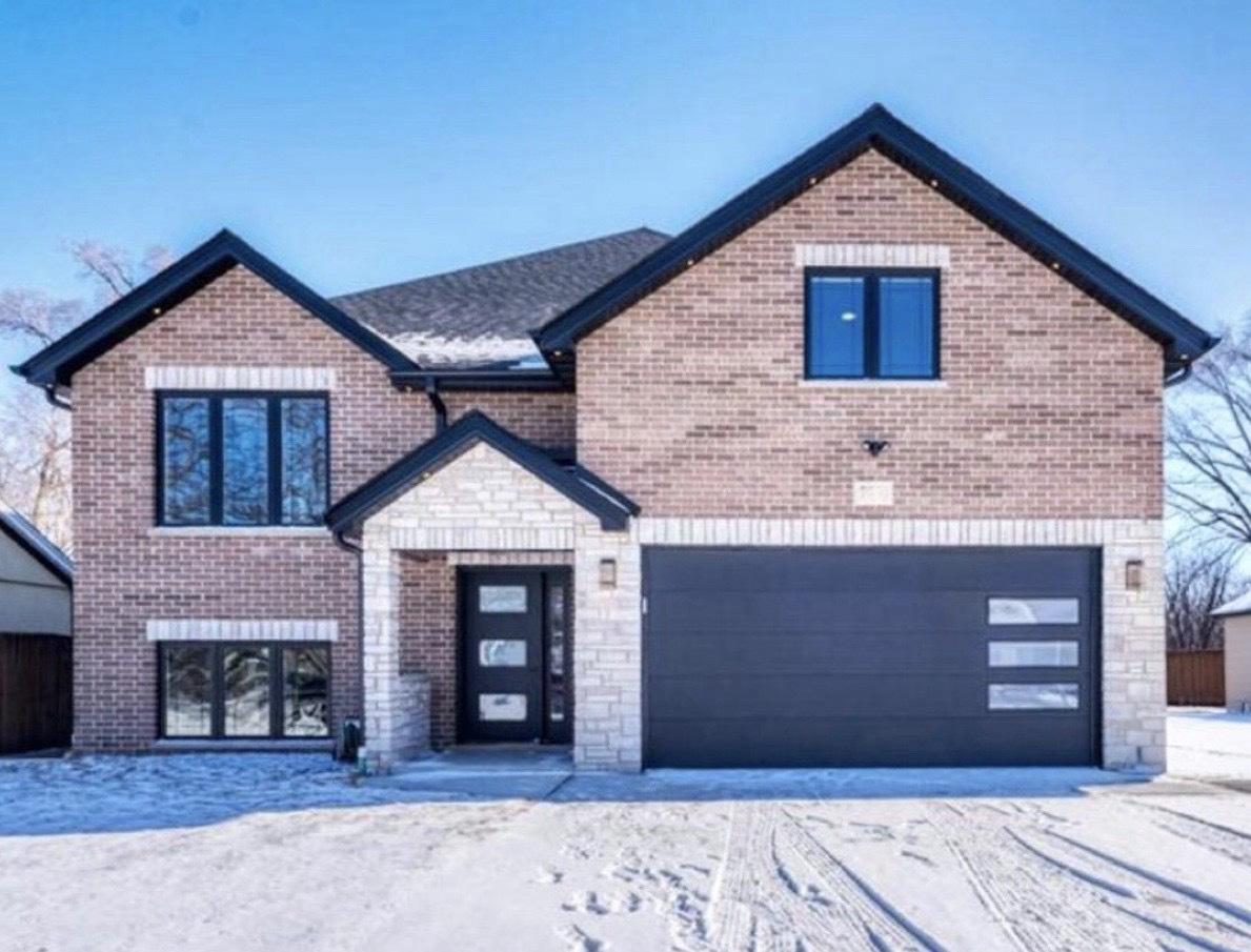 6517 W 82nd St., Burbank, IL 60459