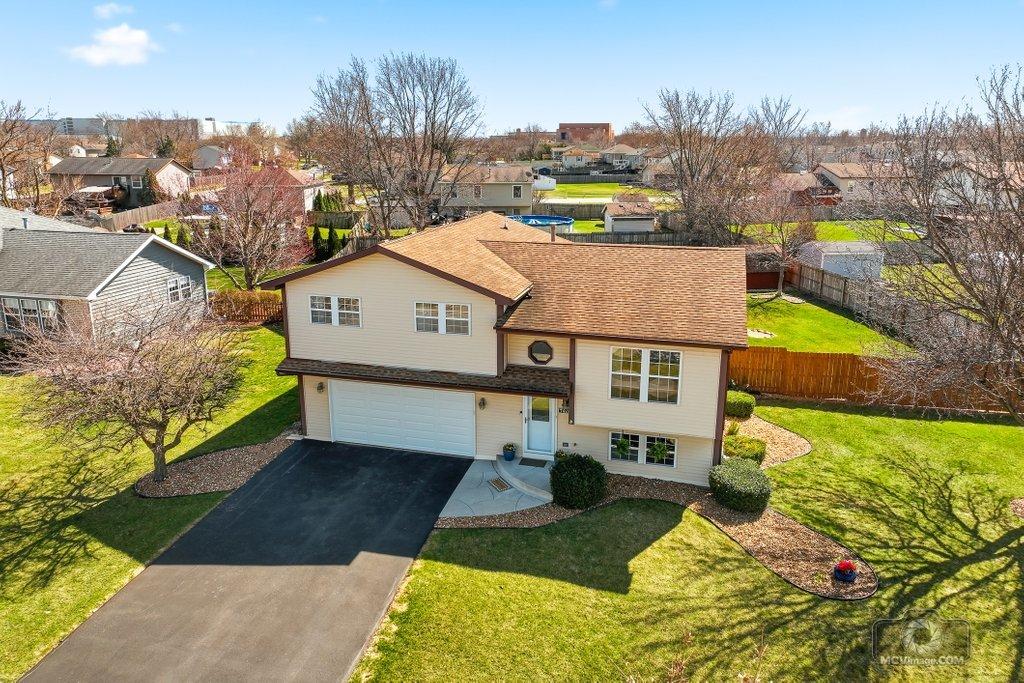 7415 W Braemar Ln., Frankfort, IL 60423