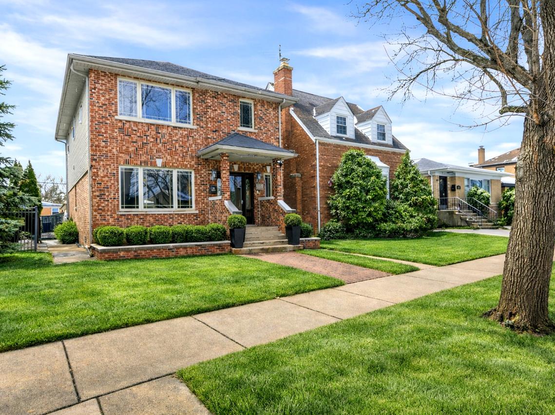 6128 N Kildare Ave., Chicago, IL 60646