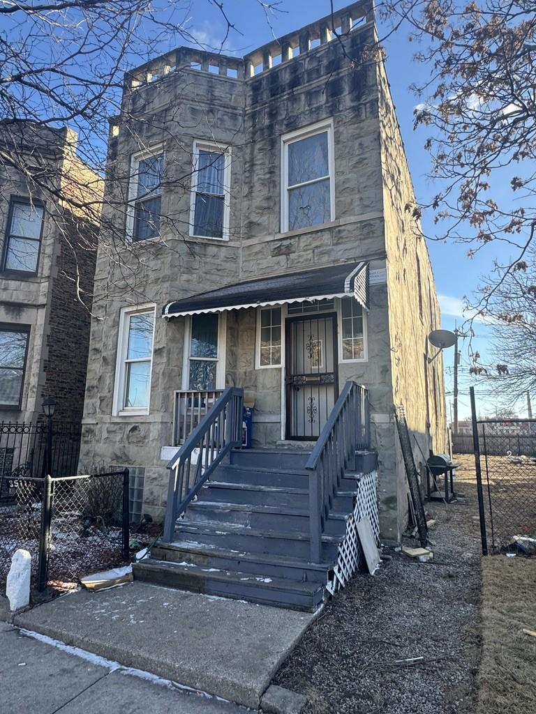 3511 W Van Buren St., Chicago, IL 60624