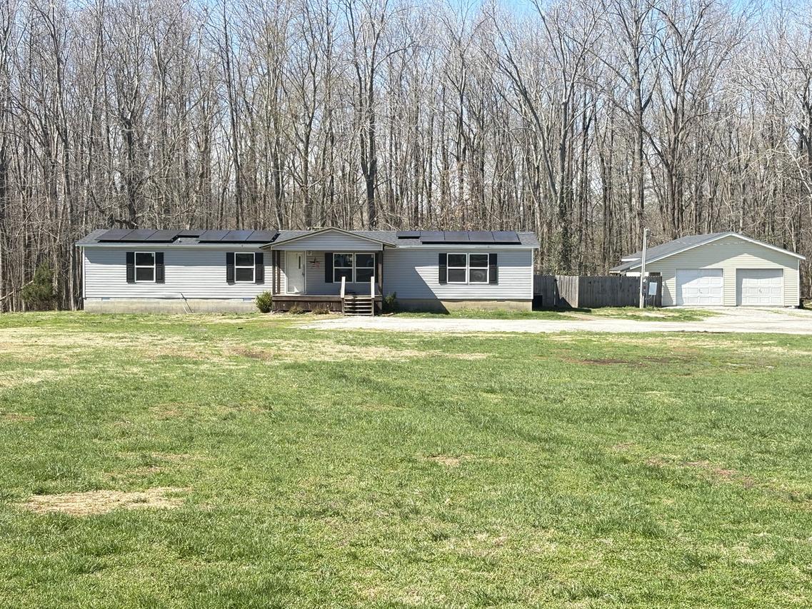 107 N 37th St., Herrin, IL 62948