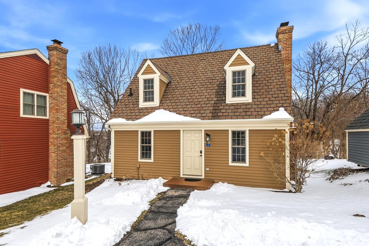 7 Settler Ln., Galena, IL 61036