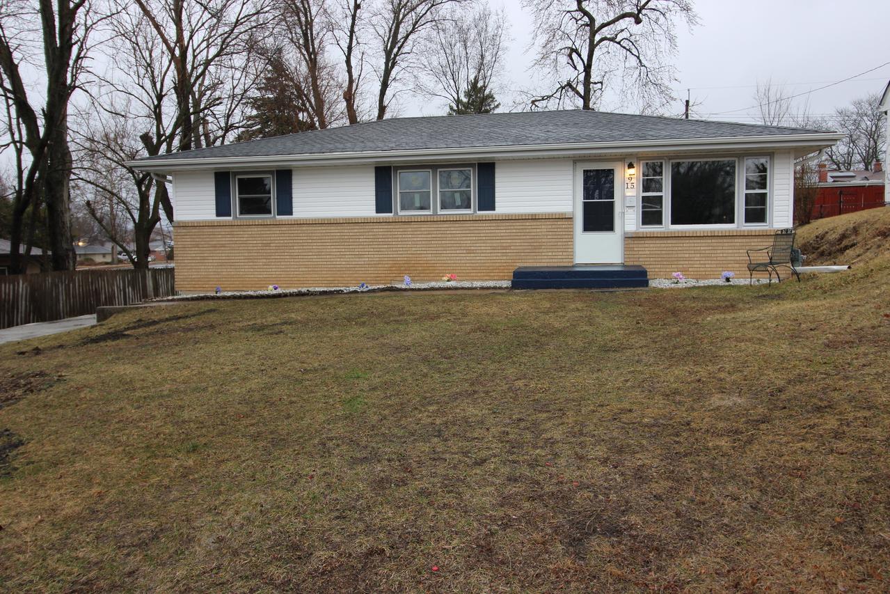 915 Hoban Ave., Rockford, IL 61101