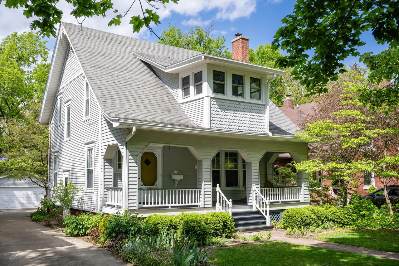 918 W Park Ave., Champaign, IL 61821