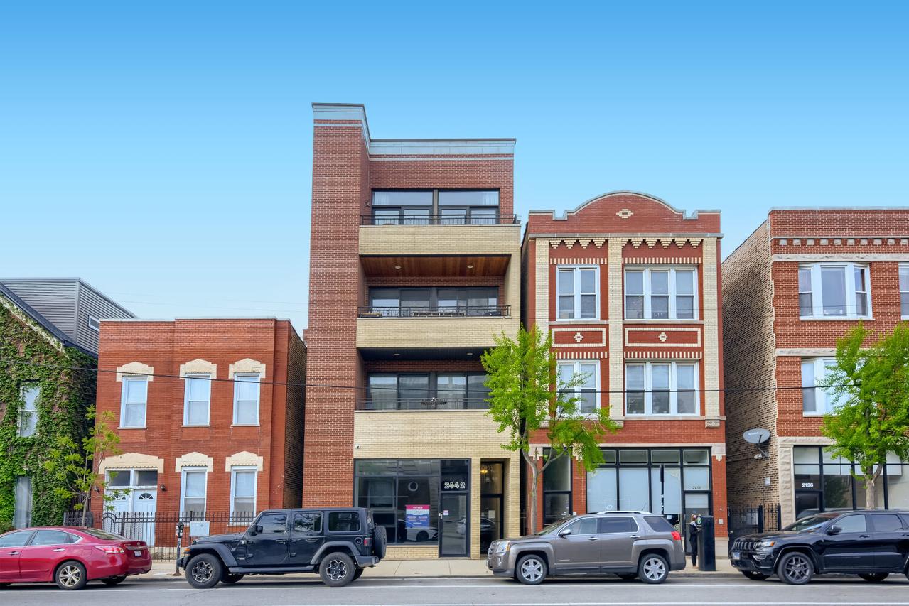 2142 W Chicago Ave. #4, Chicago, IL 60622