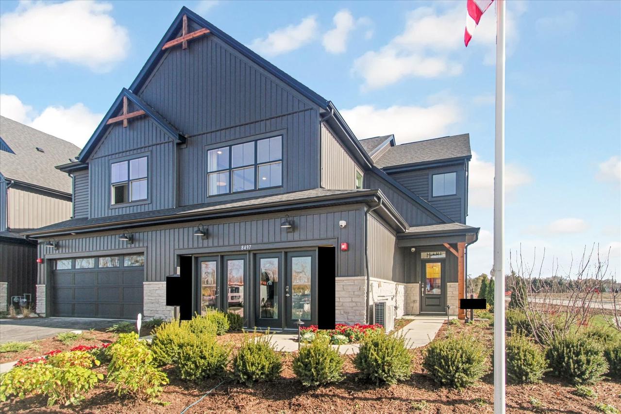 8497 Liberty Ln., Woodridge, IL 60517