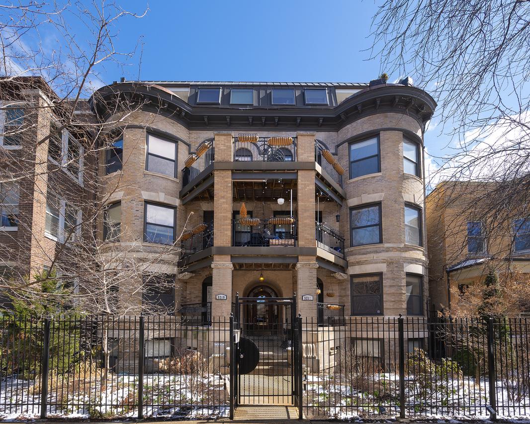 5217 N Winthrop Ave. #3S, Chicago, IL 60640