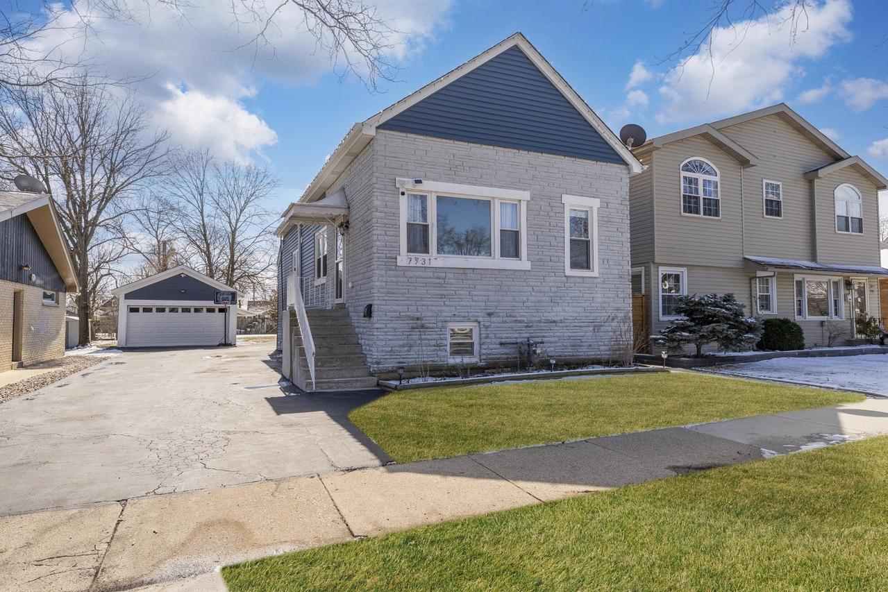 7731 45th Pl., Lyons, IL 60534