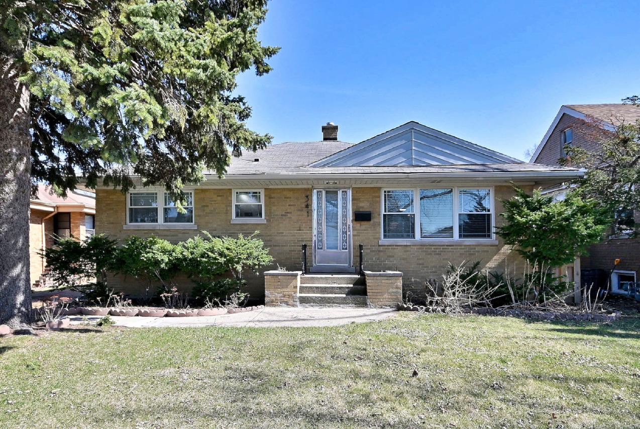 341 Iroquois Rd., Hillside, IL 60162