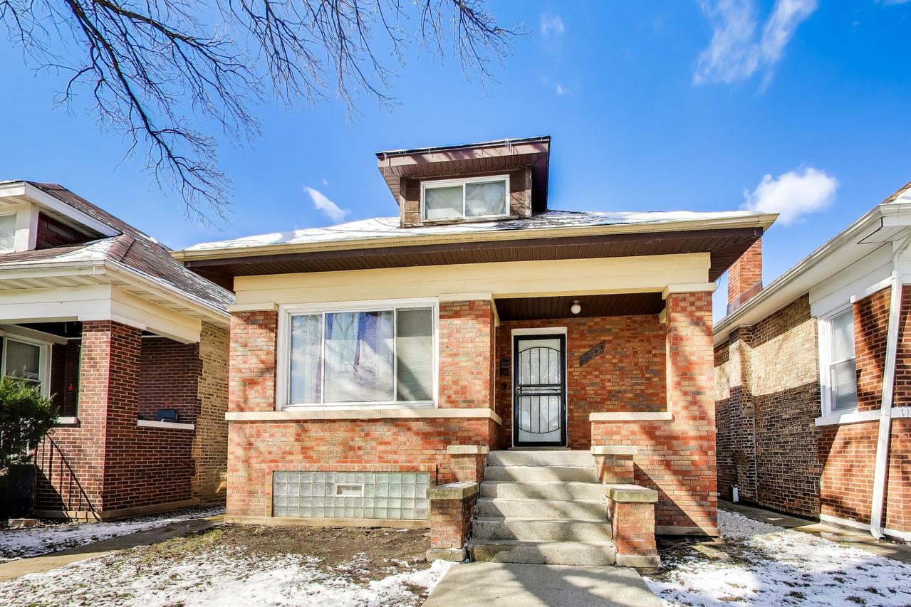 8822 S Ada St., Chicago, IL 60620