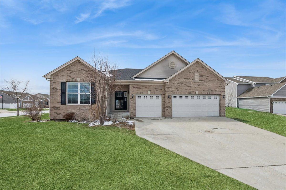 807 Back Bay Ct., Minooka, IL 60447