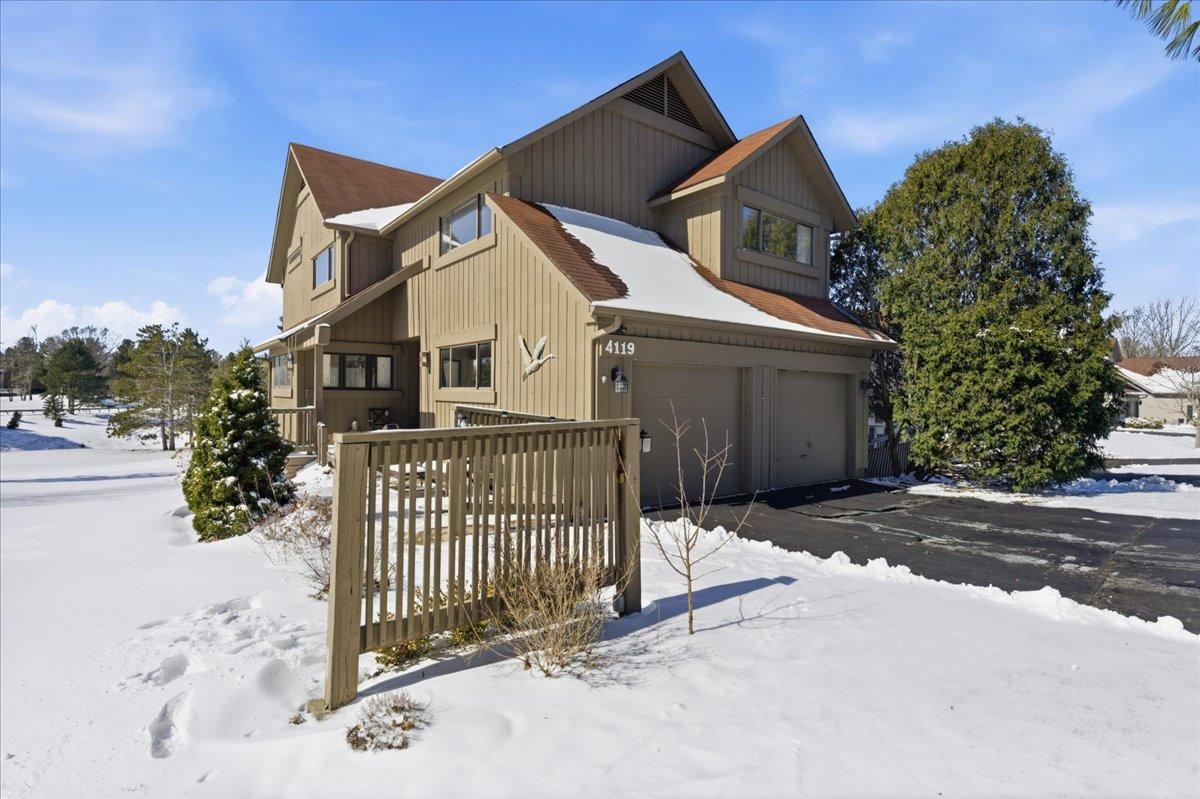 4119 White Ash Rd., Crystal Lake, IL 60014