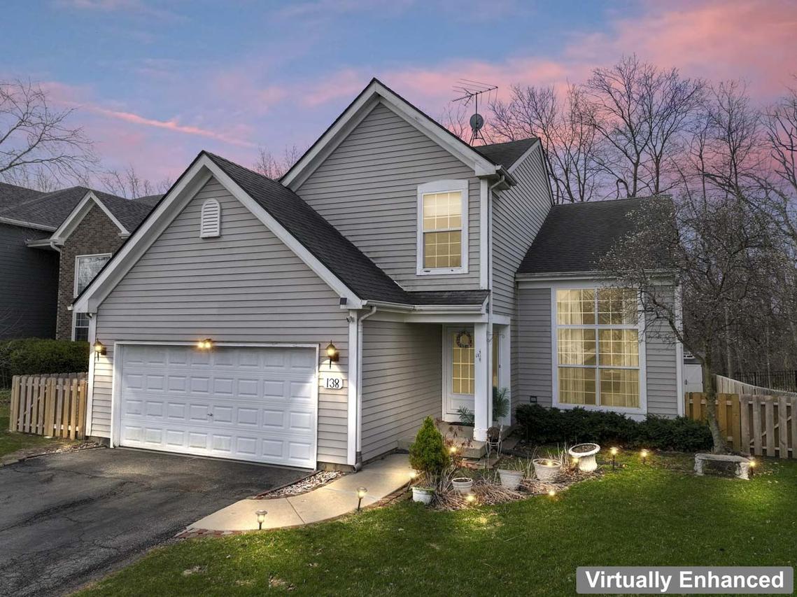 138 Emerald Dr., Streamwood, IL 60107