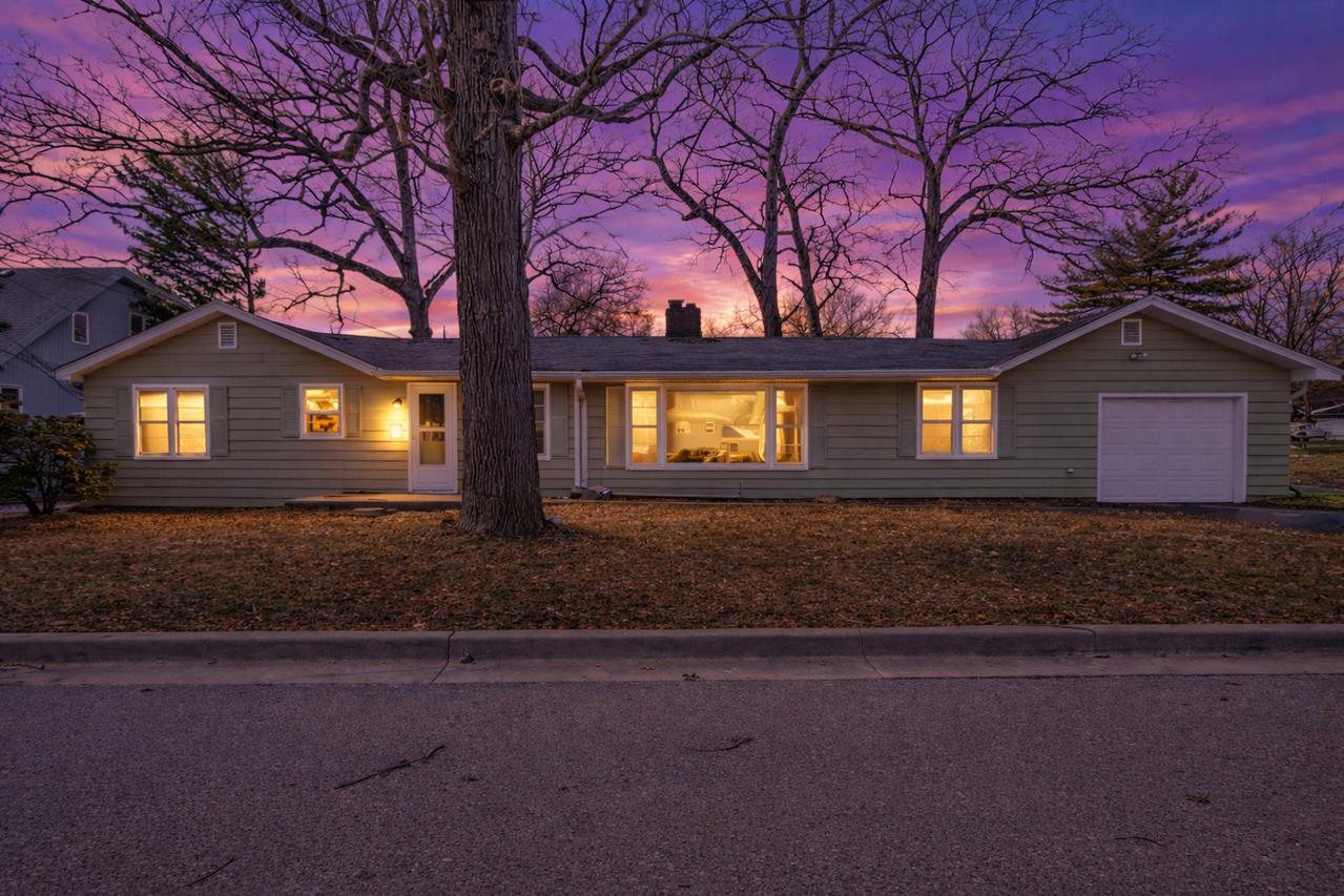 900 W Audrey Ave., Joliet, IL 60436