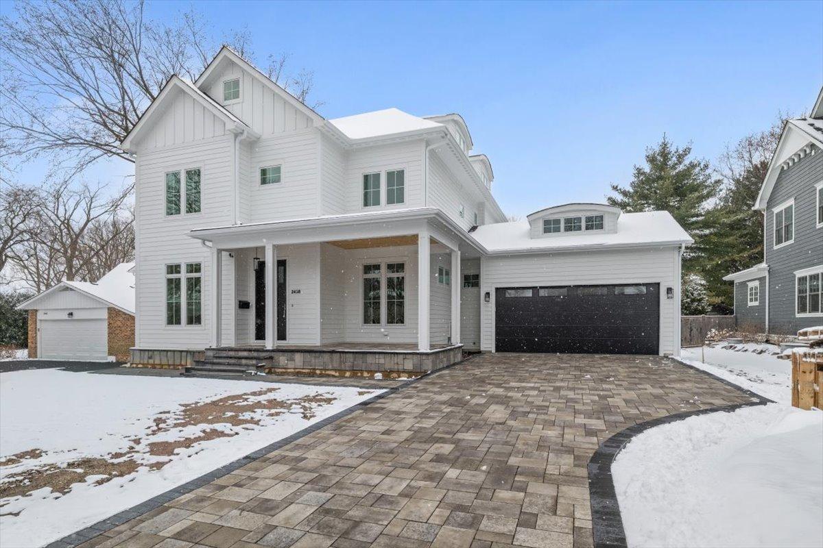 2438 Pomona Ln., Wilmette, IL 60091