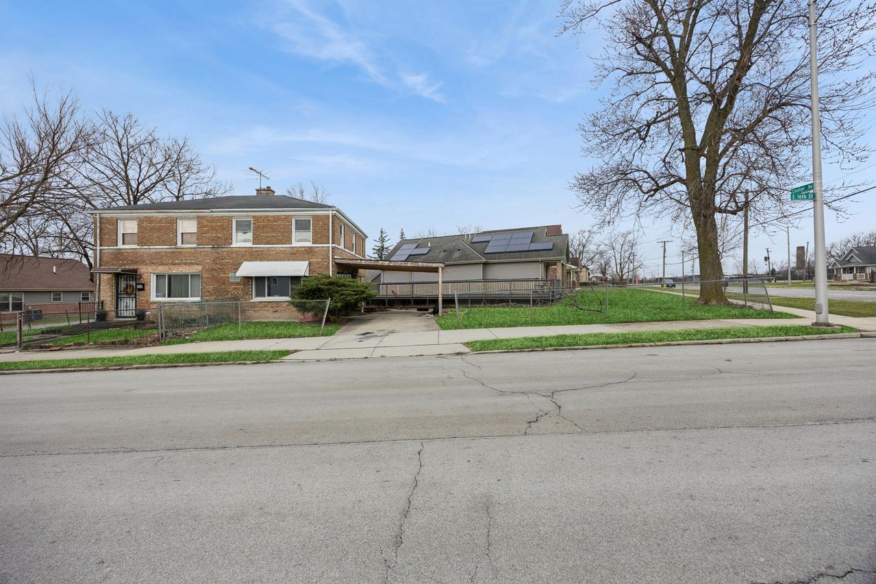 180 E 16th St., Chicago Heights, IL 60411