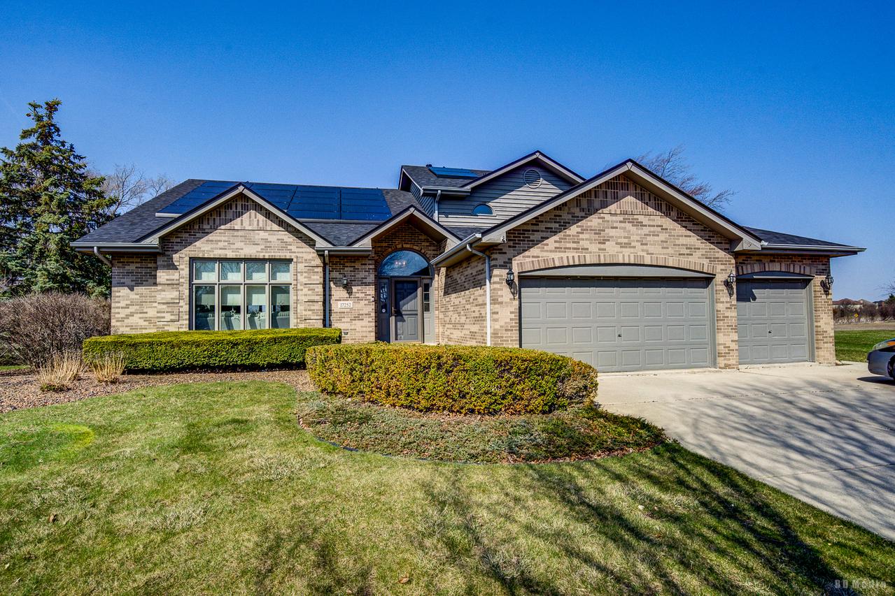 17252 Grange Dr., Orland Park, IL 60467