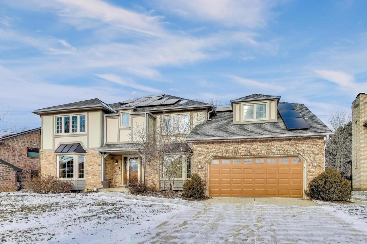 6240 Sleepy Hollow Ln., Lisle, IL 60532