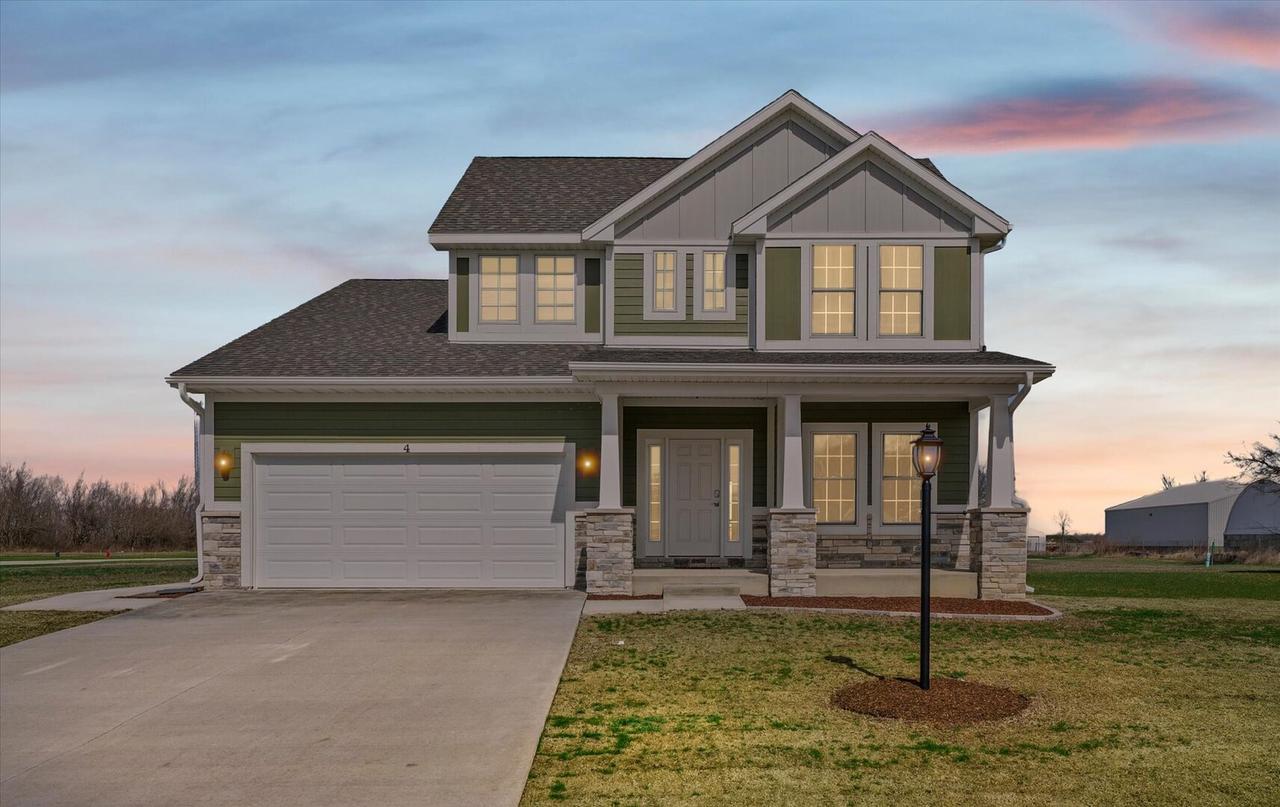 4 Foxtrot Ln., Monticello, IL 61856