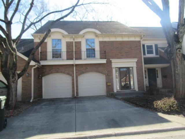 596 Windham Ln., Naperville, IL 60563