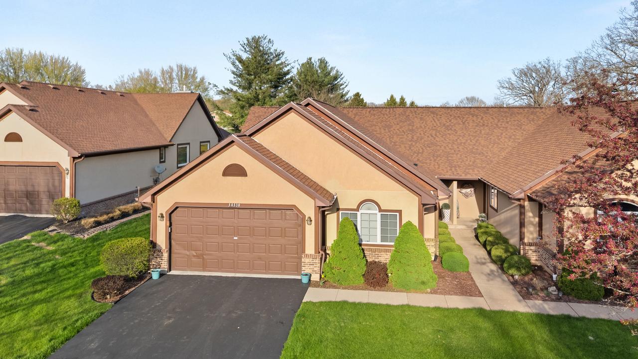 30338 Pebble Beach Cir., Genoa, IL 60135