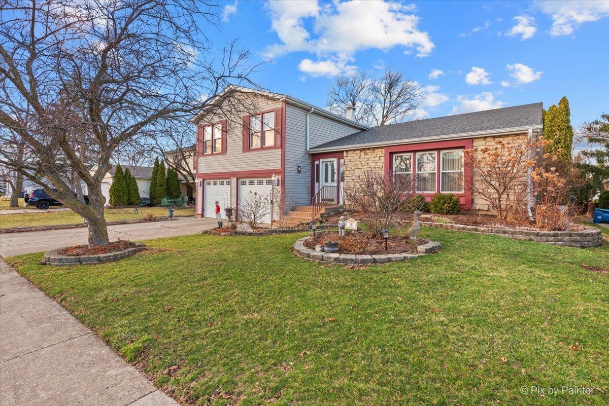 18 Hesterman Dr., Glendale Heights, IL 60139