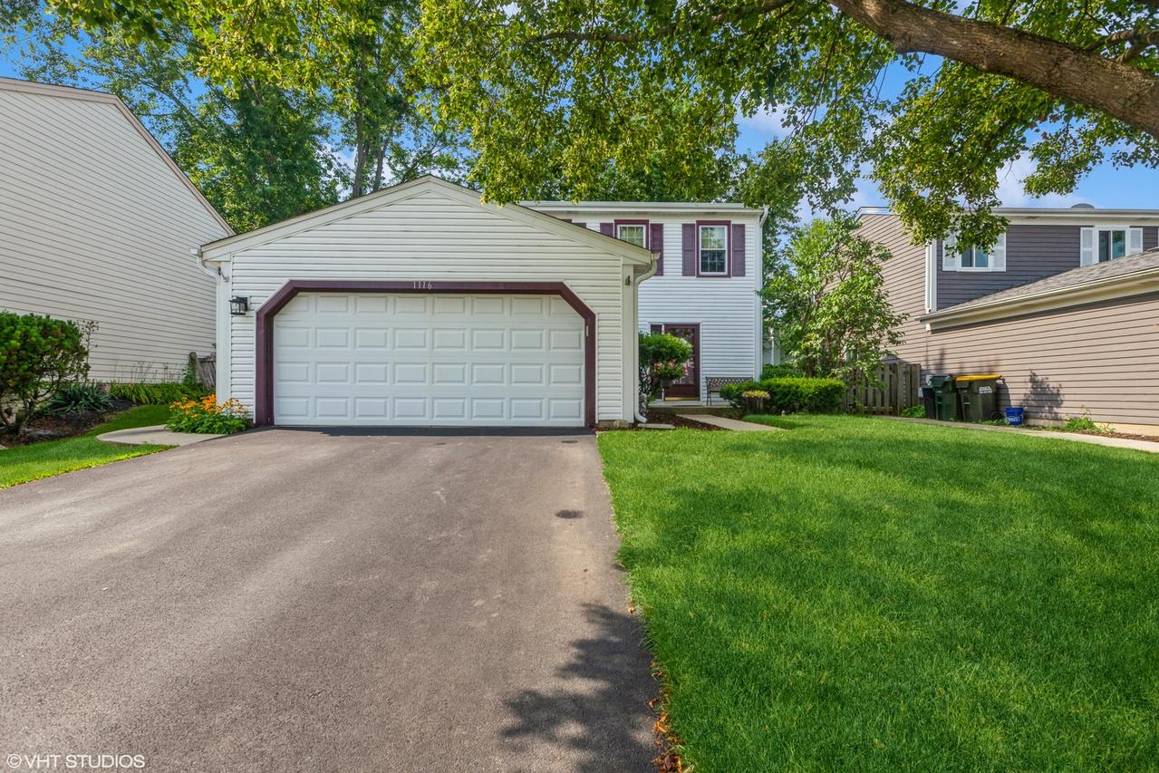 1116 Evergreen Dr., Carol Stream, IL 60188