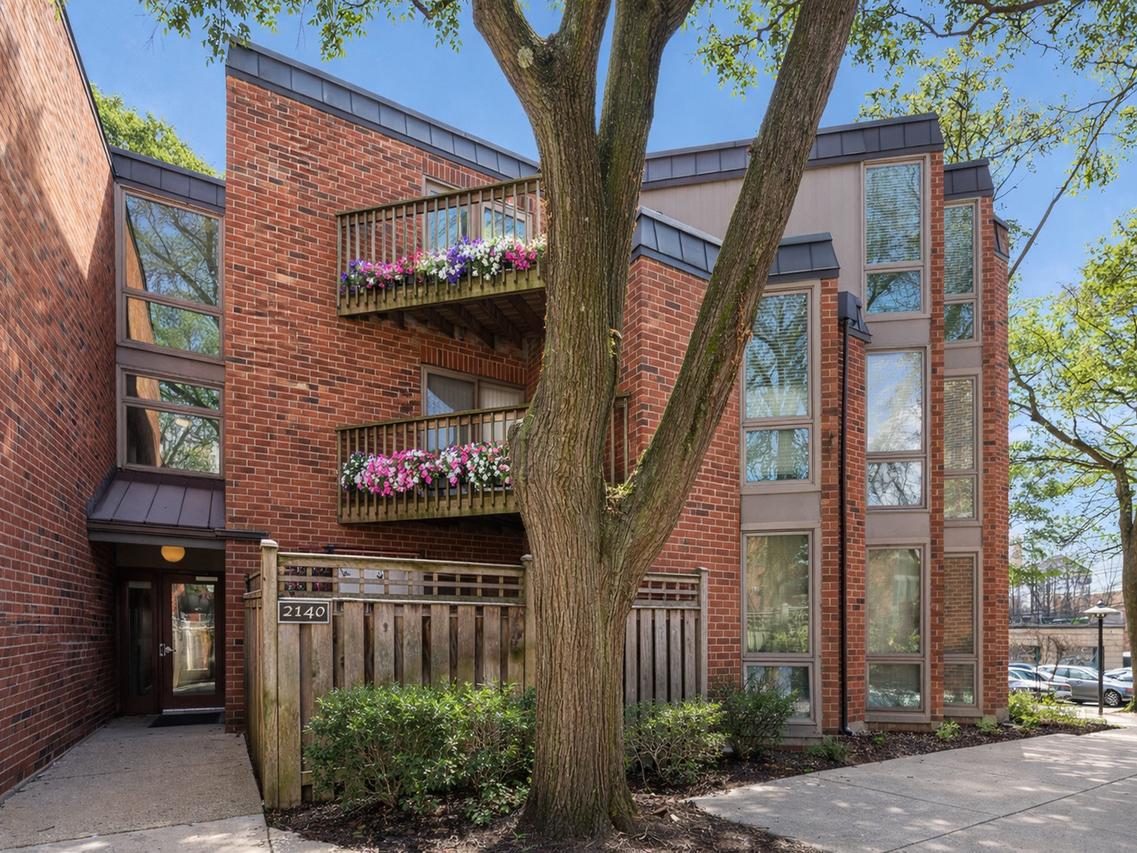 2140 N Lincoln Ave. #5306, Chicago, IL 60614
