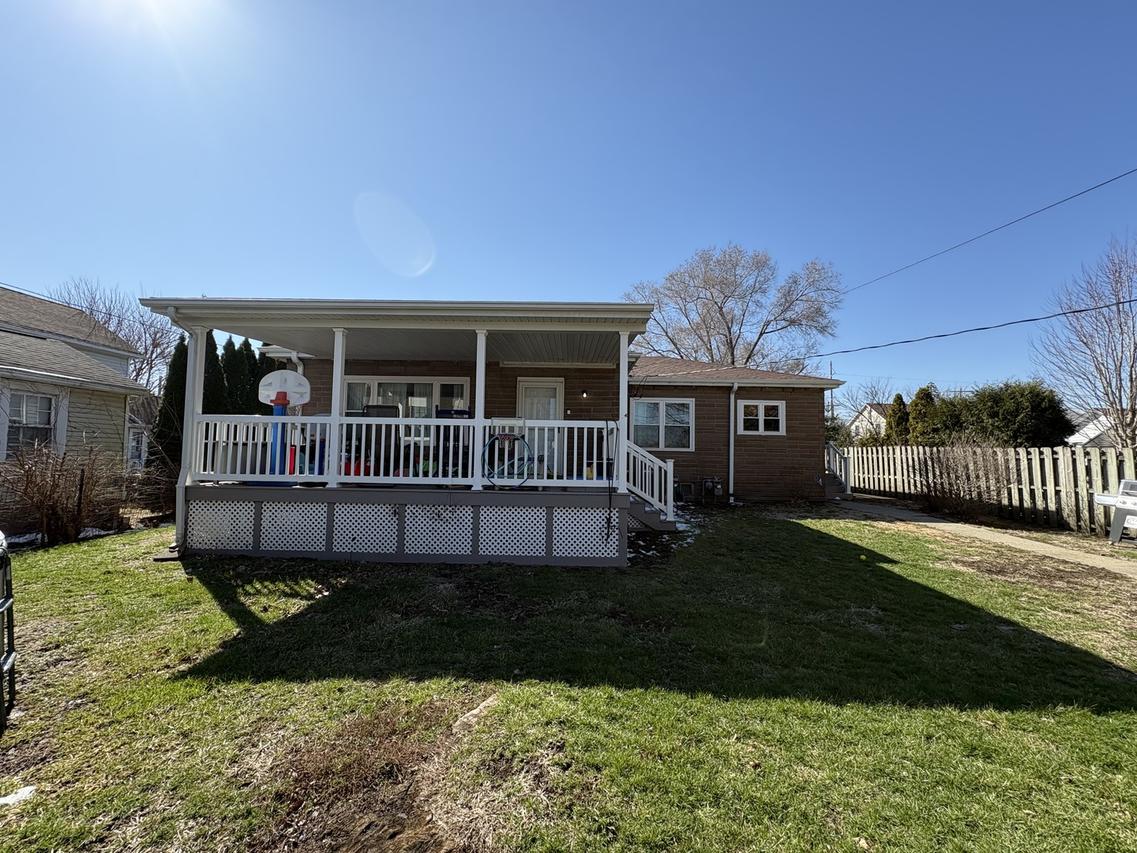 913 Canal St., Ottawa, IL 61350