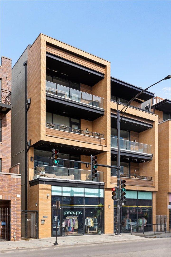 2503 N Milwaukee Ave. #2N, Chicago, IL 60647