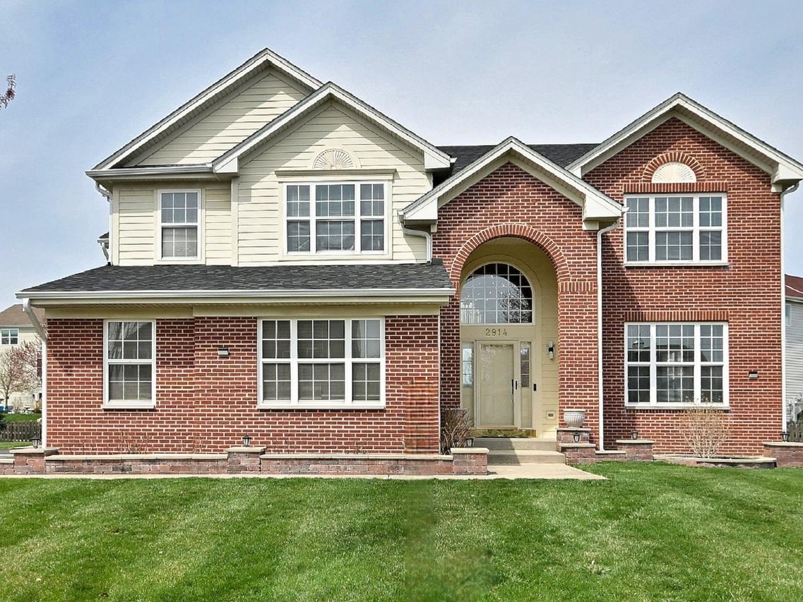 2914 Kelly Dr., Elgin, IL 60124