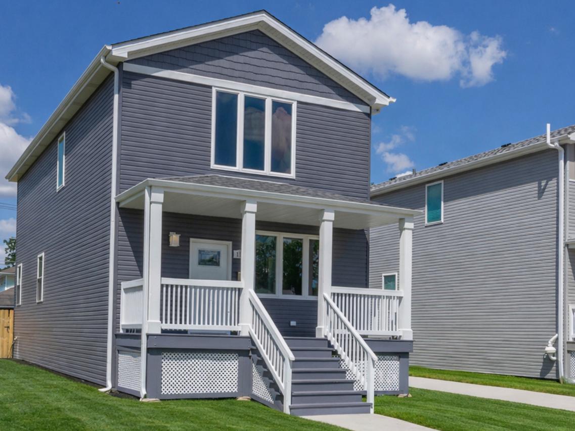 1110 S 3rd Ave., Maywood, IL 60153