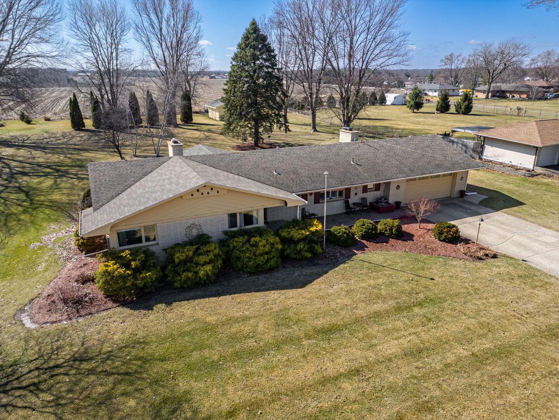 7681 Mill Rd., Rockford, IL 61108