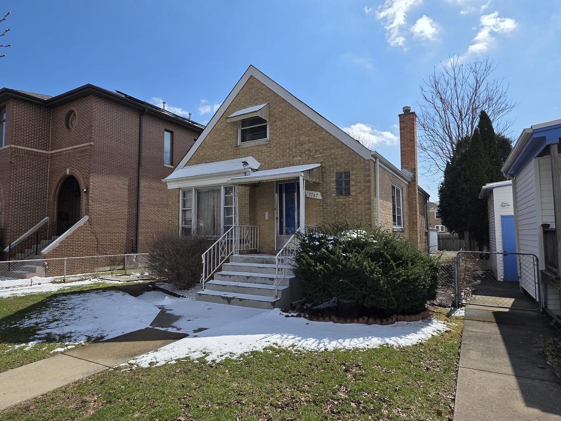 7747 W Balmoral Ave., Chicago, IL 60656