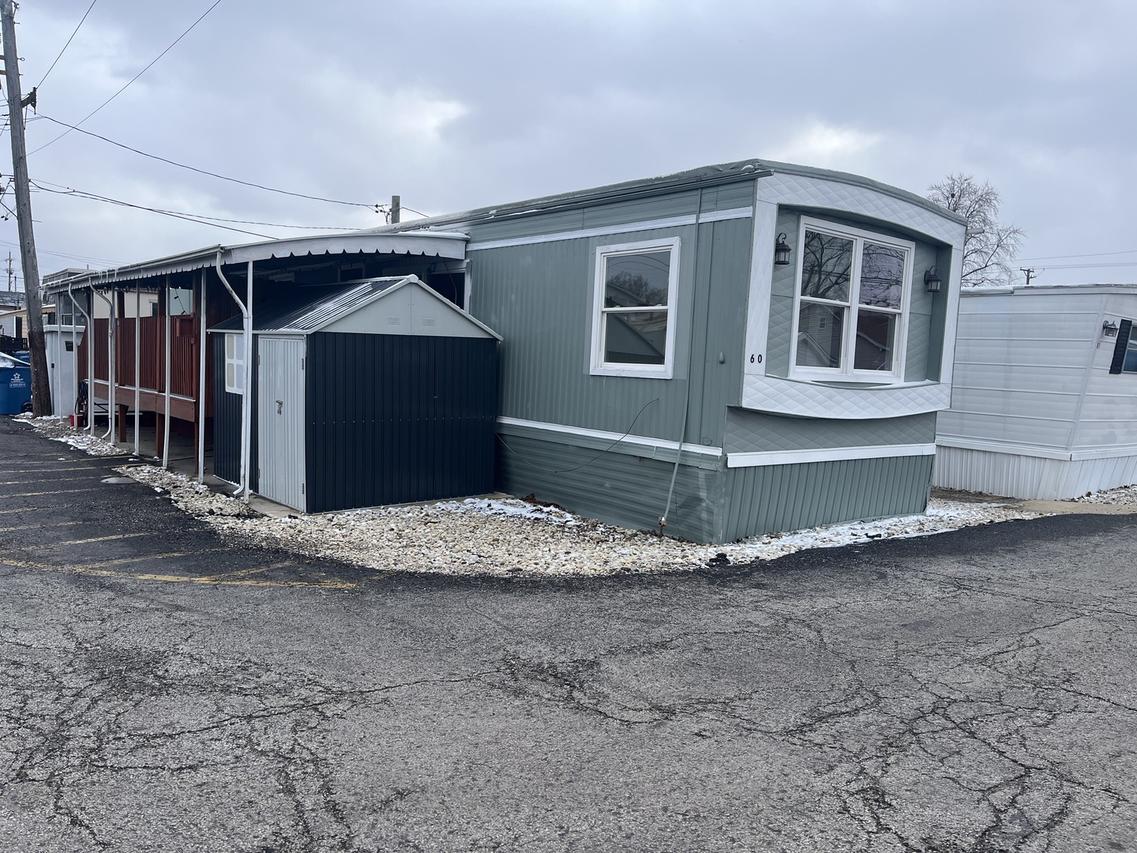 9001 S Cicero Ave. #60, Oak Lawn, IL 60453