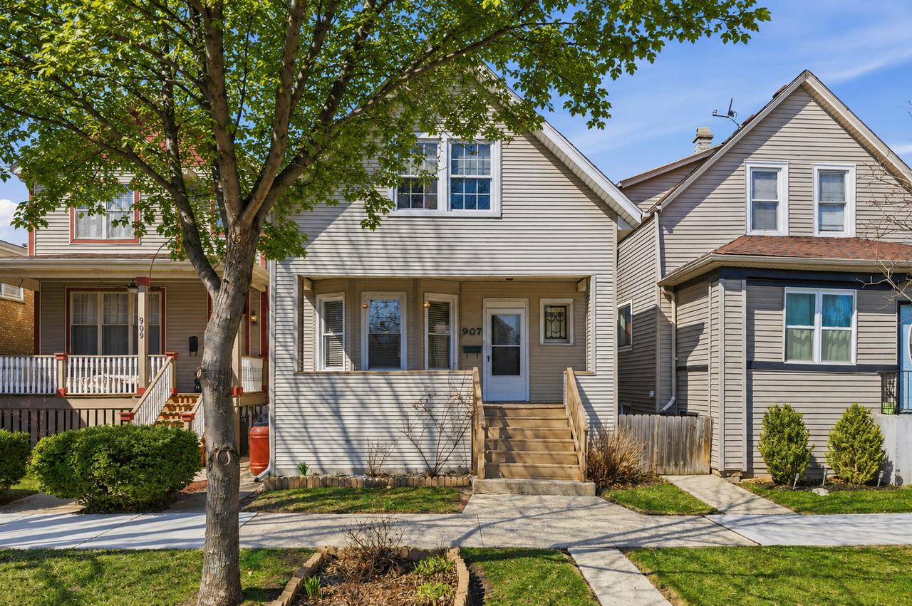 907 Ferdinand Ave., Forest Park, IL 60130
