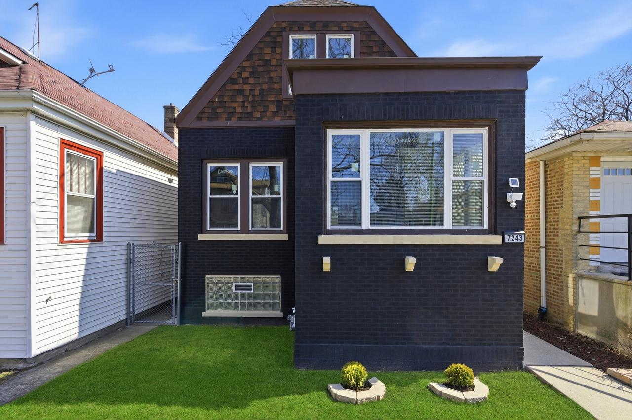 7243 S Wood St., Chicago, IL 60636