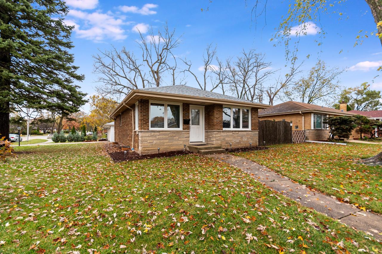 138 W Janice Ln., Addison, IL 60101