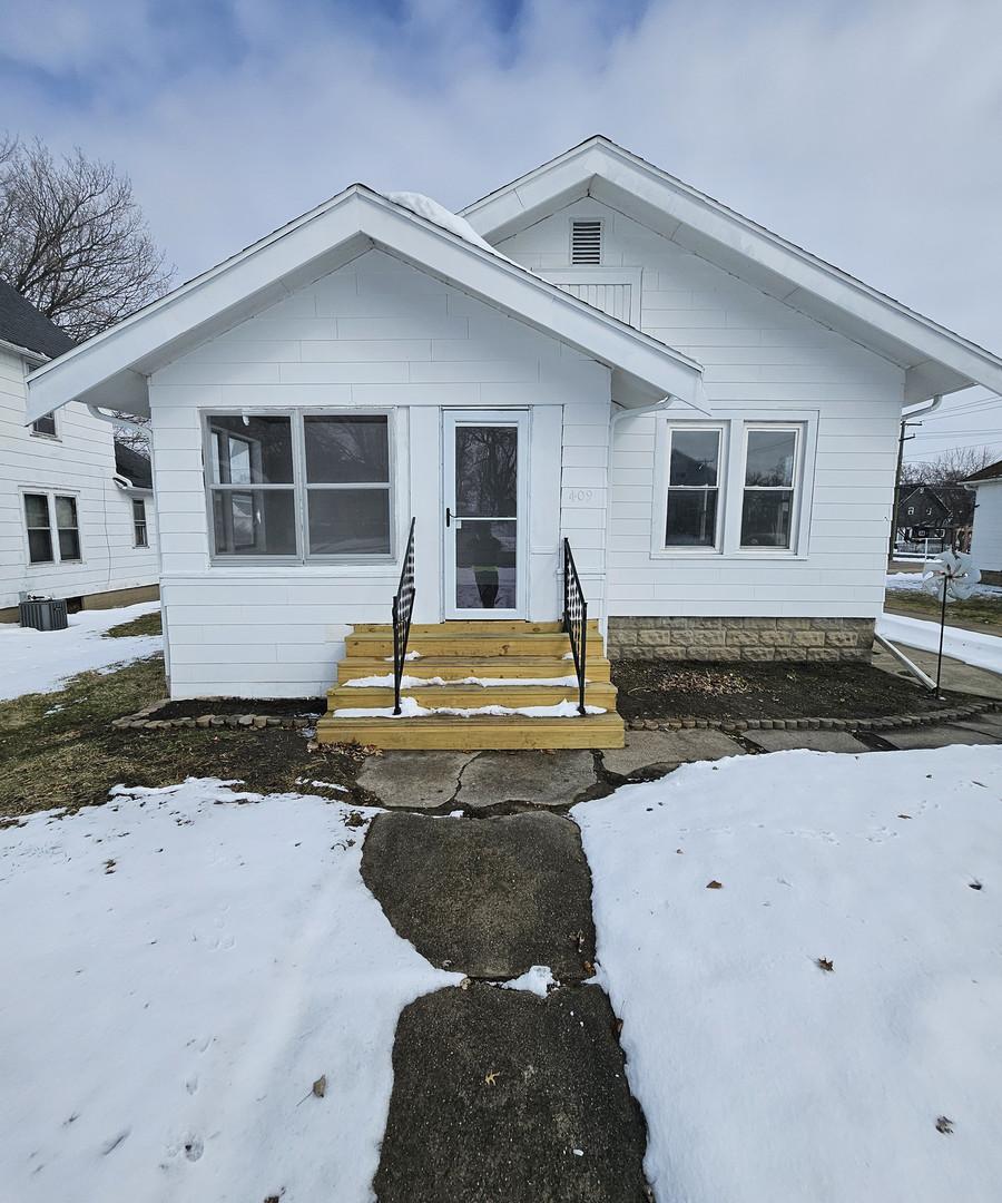 409 E 5th St., Rock Falls, IL 61071