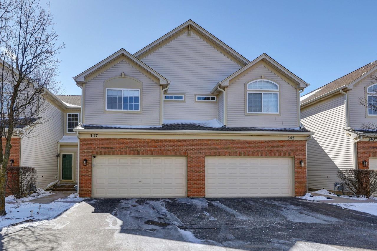 347 Southwicke Dr., Streamwood, IL 60107