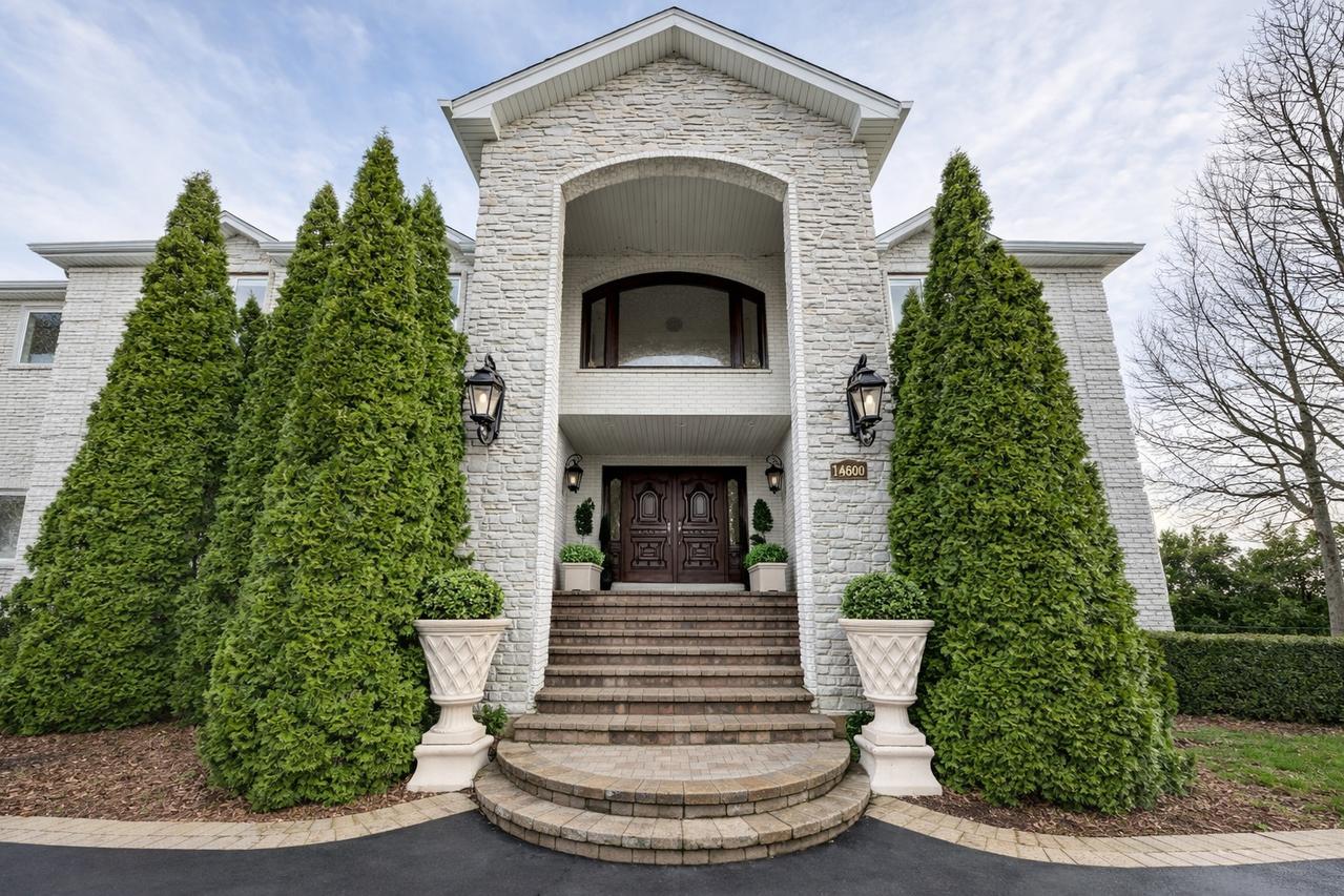 14800 108th Ave., Orland Park, IL 60467